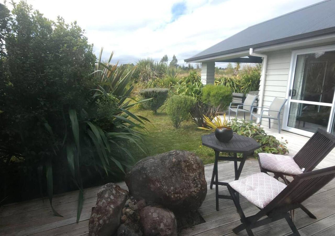 Tongariro Suites Охакун Екстериор снимка