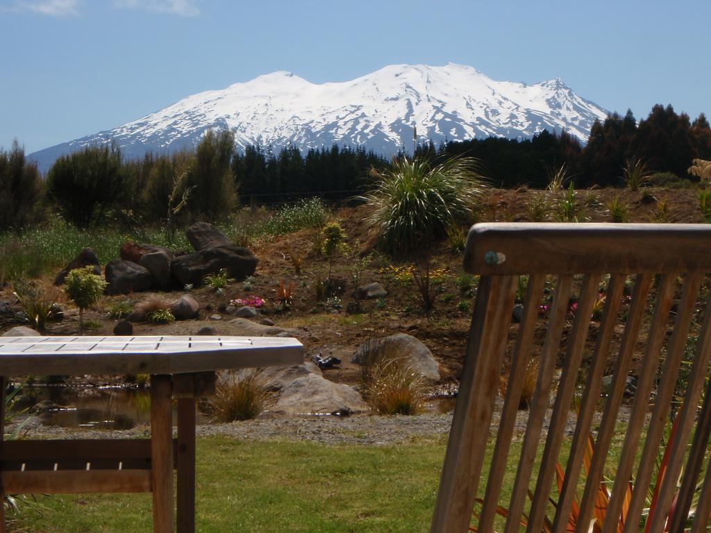 Tongariro Suites Охакун Екстериор снимка