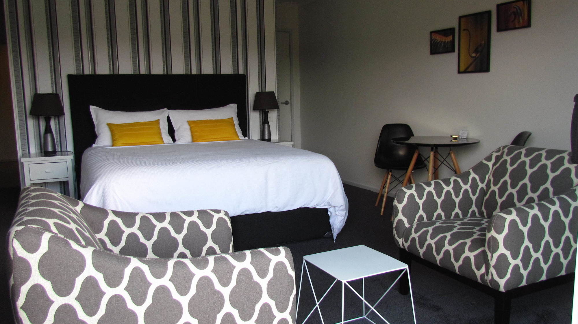 Tongariro Suites Охакун Екстериор снимка