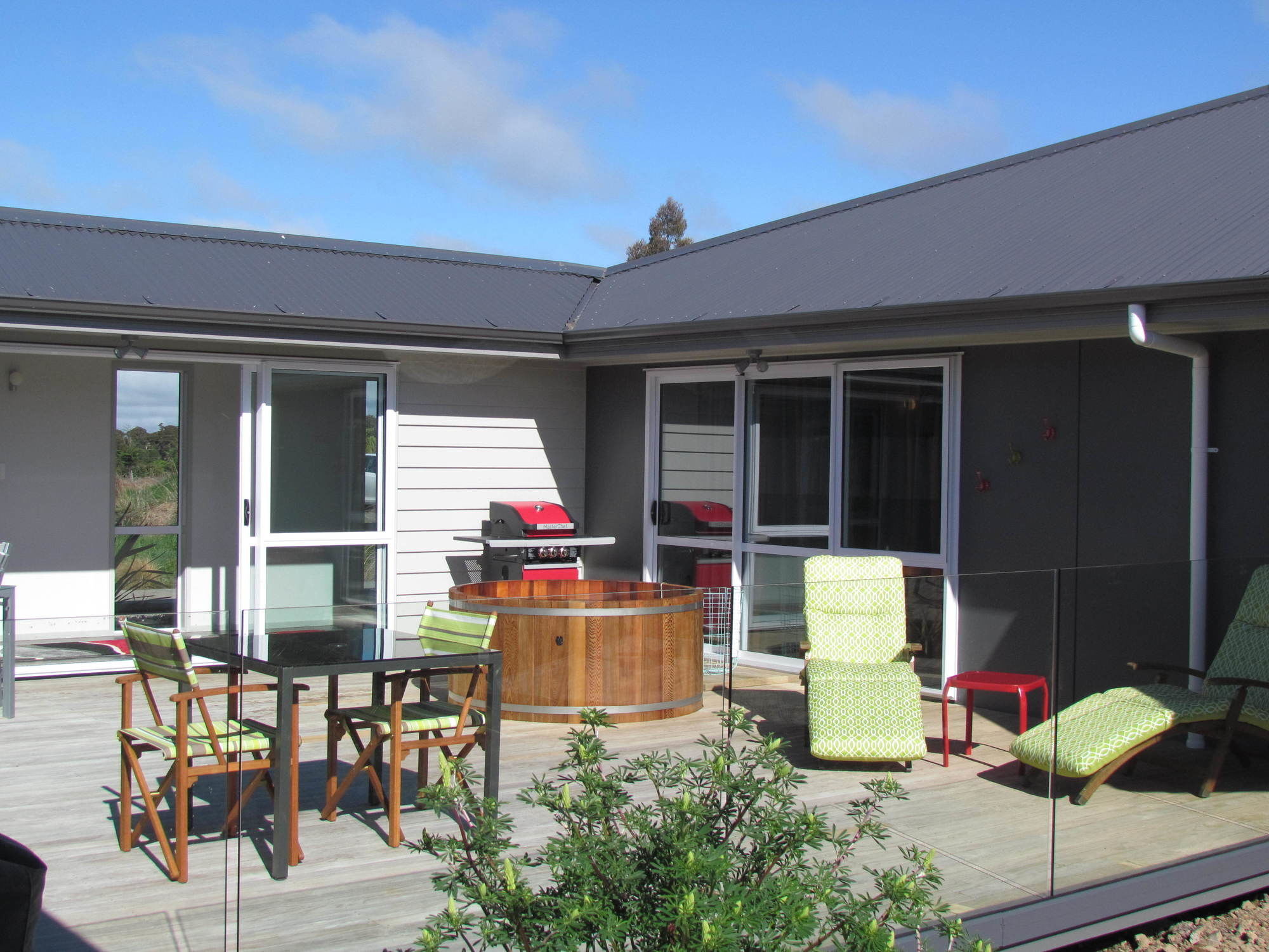 Tongariro Suites Охакун Екстериор снимка
