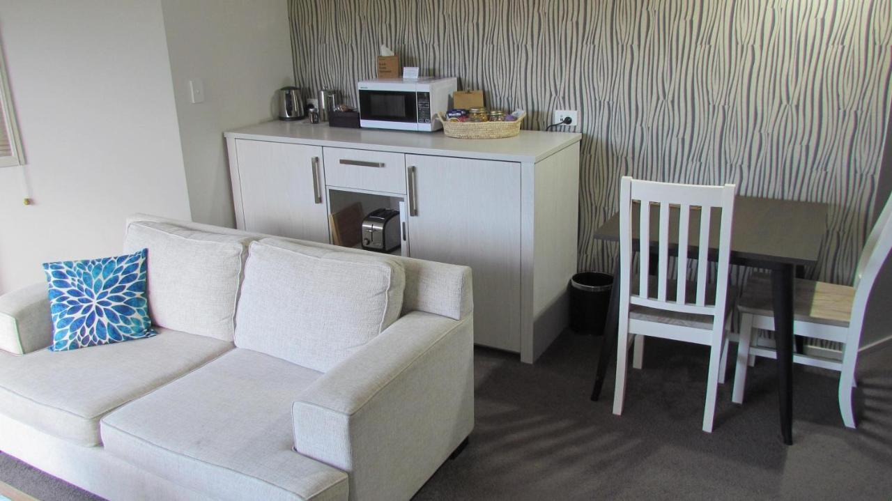 Tongariro Suites Охакун Екстериор снимка