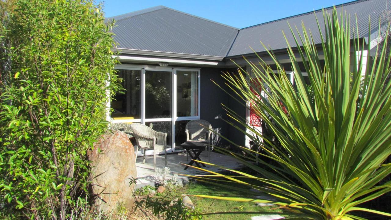 Tongariro Suites Охакун Екстериор снимка