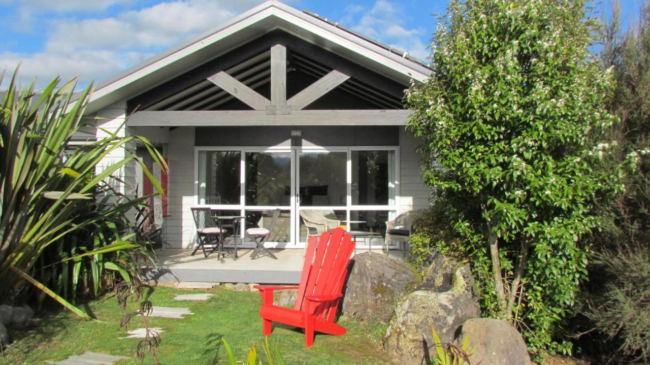Tongariro Suites Охакун Екстериор снимка